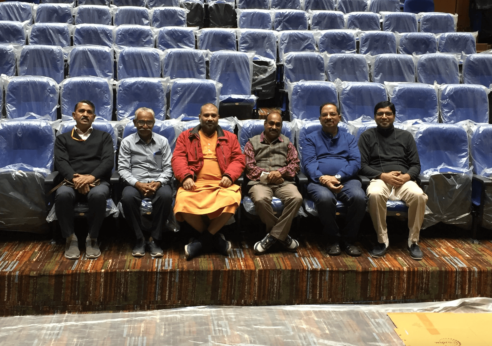 Hasthlikhit granthon ki vivran Suchi